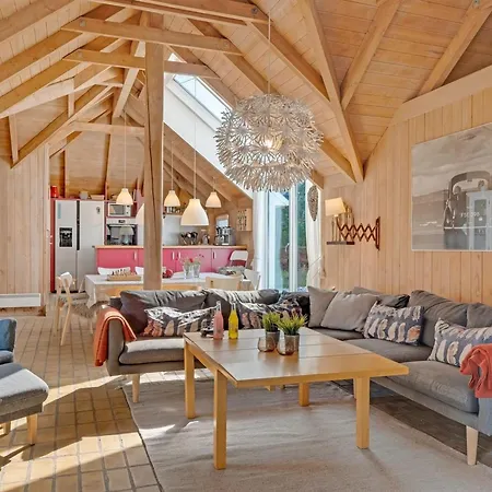 Fredsine - 900m From The Sea By Interhome
