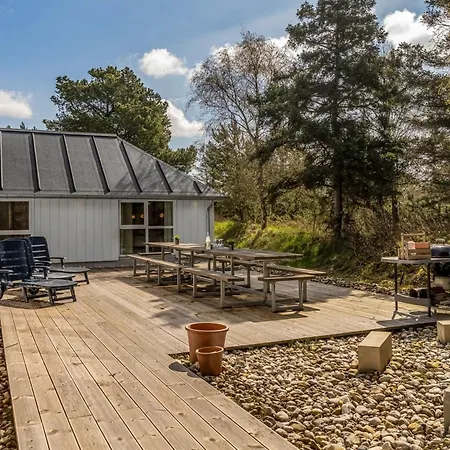 Fredsine - 900m From The Sea By Interhome *